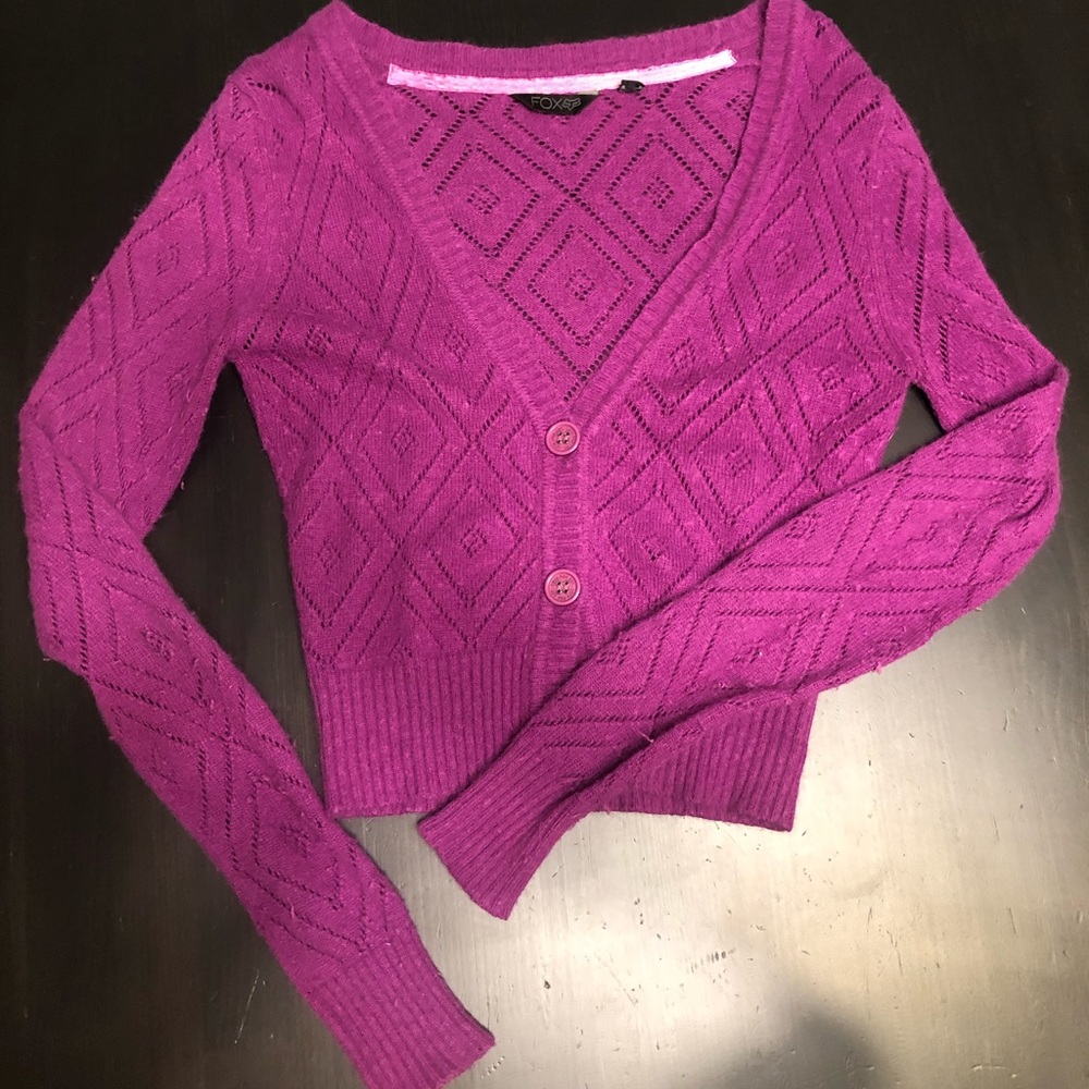 Fox cropped sweater. Slim-fit, button-up, size medium